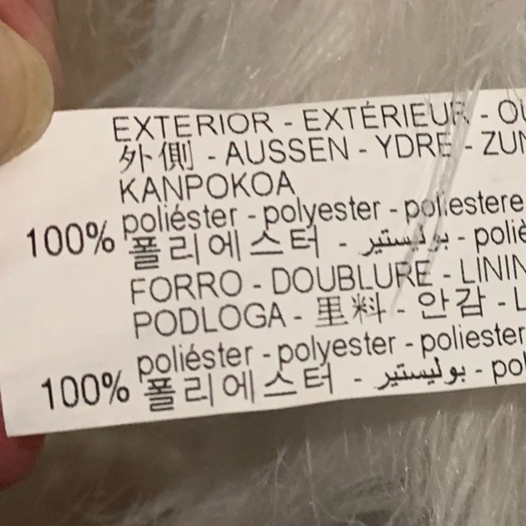 Zara woman deep V neck, flowy style dress size “S” - Picture 7 of 7